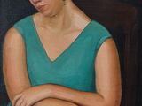 peinture d'une femme en robe bleue assise sur une chaise