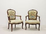 deux chaises avec rembourrage floral rembourrage rembourrage rembourrage rembourrage rembourrage rembourrage rembourrage