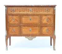 Commode de forme rectangulaire en bois de placage ouvrant à …