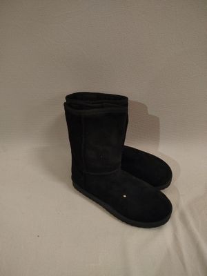 Lot de 30 paires de bottines - 1 modèle - Différentes pointu…