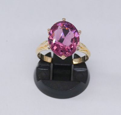 Bague en or et tourmaline de 5 cts environ, poids 3,9 gr, TDD 56