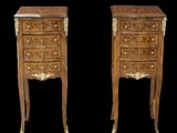 paire de commodes de style Louis XV