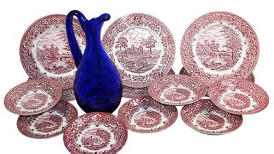 Suite de 6 ASSIETTES A DESSERT et 7 COUPELLES en faïence ang… - Photo 1