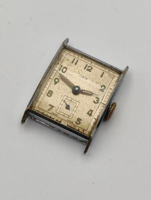 MONTRE ORIS TANK VERS 1940 Montre bracelet Oris, boîtier rec…