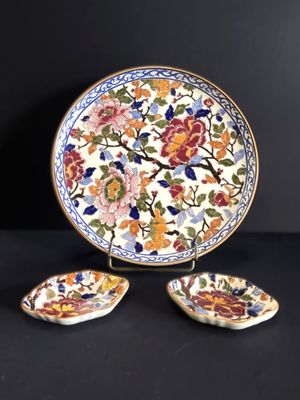 GIEN Plat circulaire en faïence modèle "Pivoine". Signé au r… - Photo 1