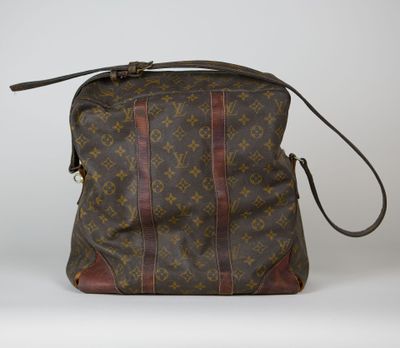 sac à bandoulière en toile et cuir monogramme louis vuitton