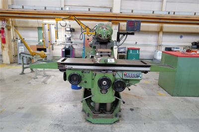 Fraiseuse HURON, type MU5, N°12088, année 1975, visu 3 axes …