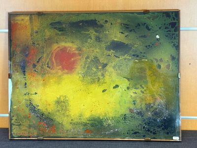 peinture abstraite jaune et verte sur un support en bois