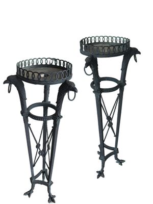 PAIRE DE PORTE VASES En fonte de fer - Photo 1