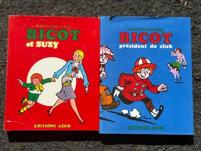 deux livres posés par terre