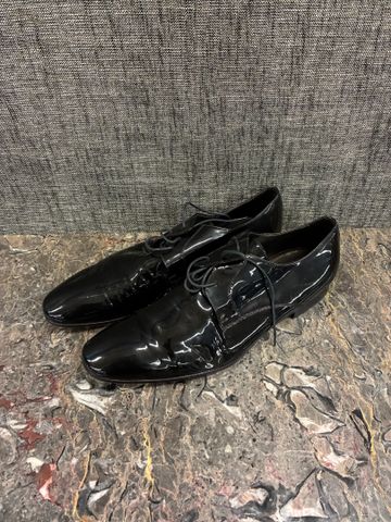 PAT CALVIN – Paire de de chaussures en cuir noir glacé. Pointure ...