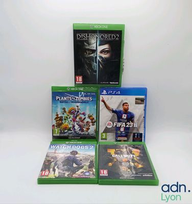 xbox one and two games, including the xbox one and the xbox one