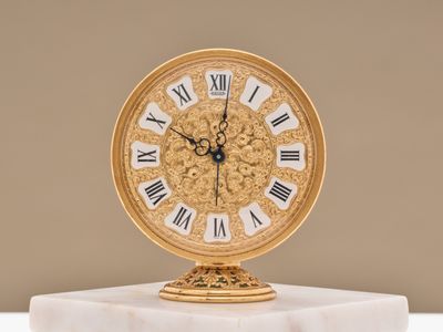JAEGER Pendulette réveil de bureau en laiton doré de style L…