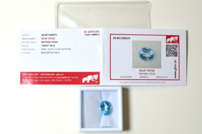 une carte sur laquelle figure l'image d'un diamant bleu