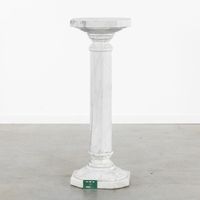 Console ou socle, sculpté dans du marbre Arabescato, Italie,… (photo 2)