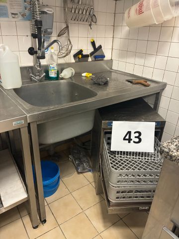 Plonge inox un bac égouttoir droit avec douchette, L 120 et table...