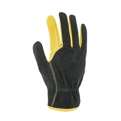 une paire de gants de travail noirs et jaunes sur fond blanc