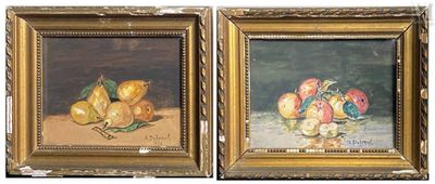 deux tableaux représentant des fruits posés sur une table, avec un cadre doré