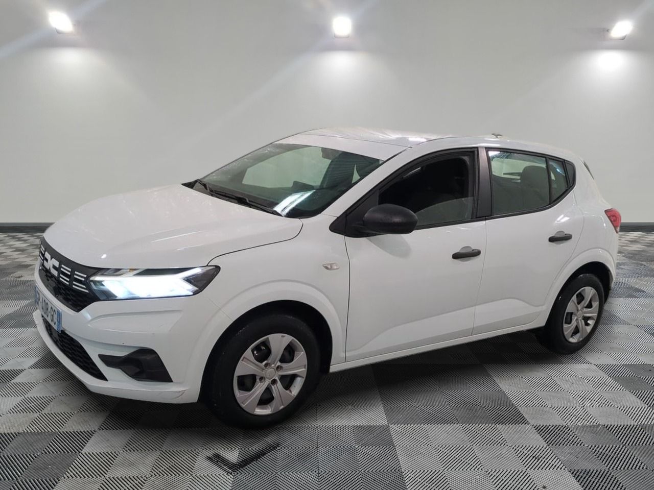 DACIA - SANDERO ECO-G 100 ESSENTIAL - EG - Mise en service: …