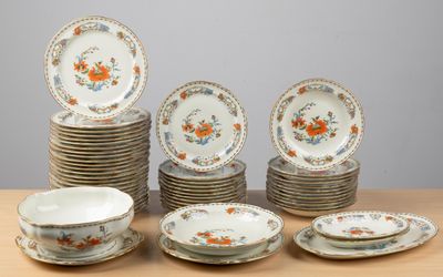 LIMOGES - RAYNAUD. Partie de service en porcelaine, vieux Ch…