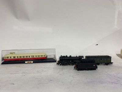 Lot de deux locomotives, écartement HO, comprenant :