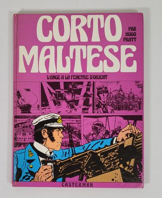 la couverture d'une bande dessinée sur laquelle figure un homme tenant une mitrailleuse