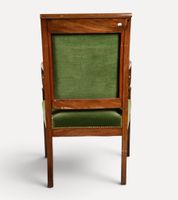 Fauteuil en bois mouluré et sculpté, le dossier légèrement c… (photo 4)