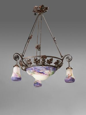 MULLER Frères Lunéville Lustre à armature métallique à décor…