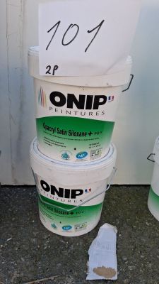 Lot de 2 seaux de peinture acrylique de la marque Onip, Opac…