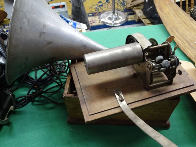 Gramophone à cylindre (en l’état)
