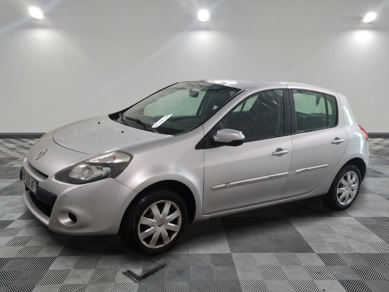 RENAULT - CLIO III 1.2 16V 75 ECO2 EXPRESSION CLIM EURO 5 - …