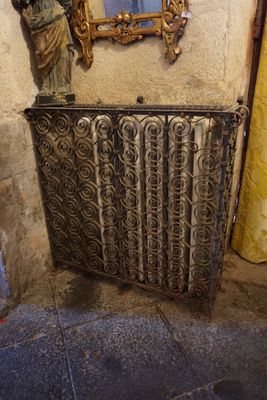 Cache radiateur en fer forgé et battu - Photo 1
