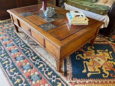 Entier contenu d'une maison: Portemanteau en métal laqué Cab… - Photo 1