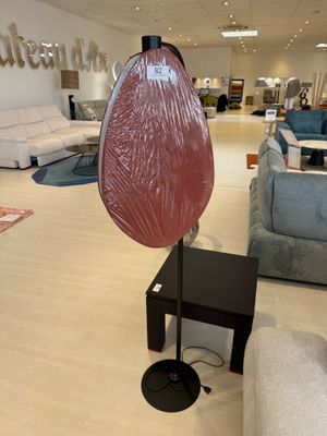 Lampadaire CHARLENE H. 169 cm Prix catalogue : 541 euros