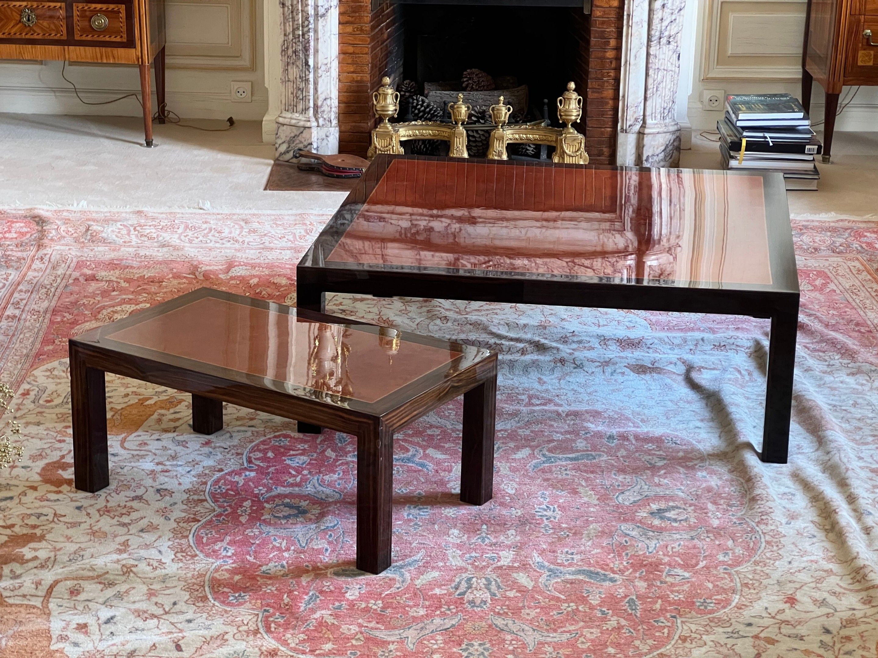 TABLE BASSE CARREE et PETITE TABLE BASSE en placage de bois …