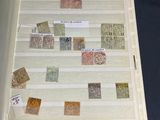 un livre avec beaucoup de timbres