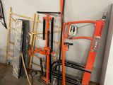 many different types of tools in this garage