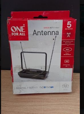a box that has an antenna in it on a table