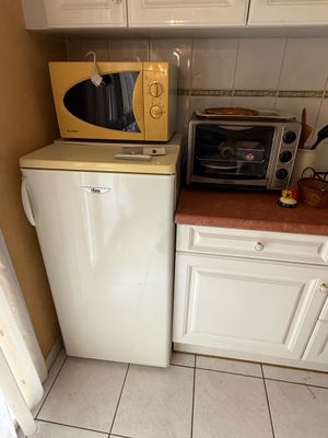 Le contenu de la cuisine, hors mobilier et matériel encastré