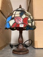 Lampe style TIFFANY. Haut. 30. Vente judiciaire faite aux fr…