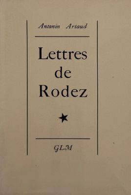 la couverture d'un livre sur laquelle figure une étoile