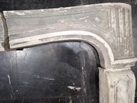 Cheminée Louis XV en pierre calcaire. (photo 4)