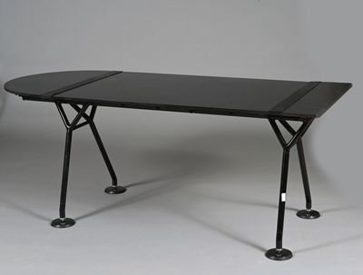 Norman FOSTER, Édition TECNO Bureau modèle Nomos à structure…