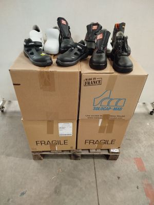 Lot de 4 cartons de chaussures non triées