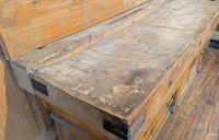 Important billot de boucher type "tombeau", en bois naturel … (photo 3)