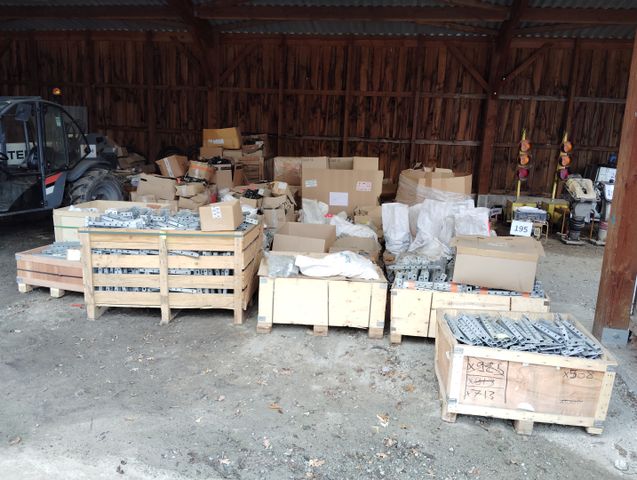 Stock de marchandises : TPC (gaines) souple et rigide (en barre) ...