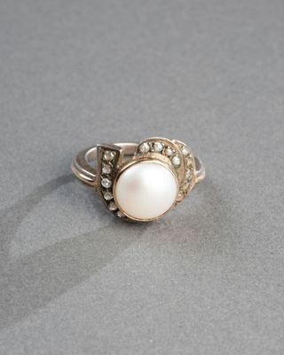 BAGUE ornée d'une perle Argent et or 585 millièmes