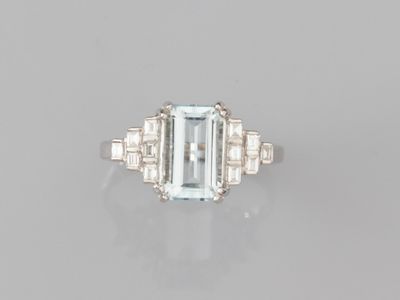 une bague aigue-marine et diamant