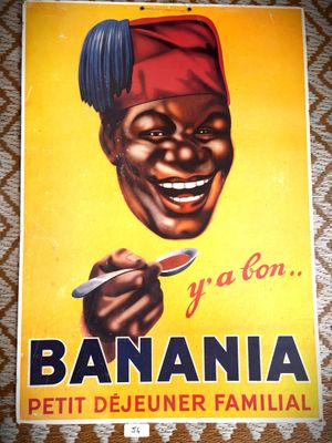 affiche représentant une femme souriante tenant une cuillère devant une banane