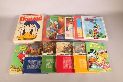 beaucoup de livres sur la table